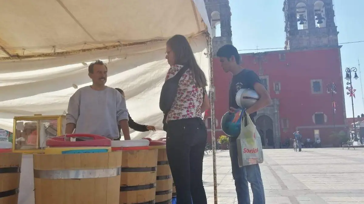 COLORES Y SABORES EN FERIA DE LAS NIEVES 1