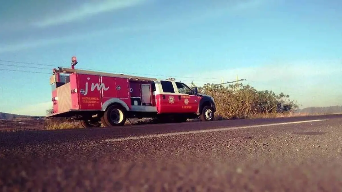 SIGUEN CONVATIENDO INCENDIOS EN PARCELAS (1)