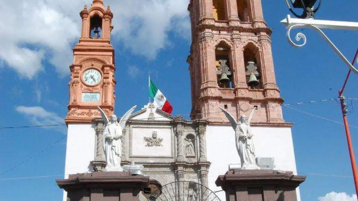 LA PARROQUIA DEL APÓSTOL SANTIAGO 4