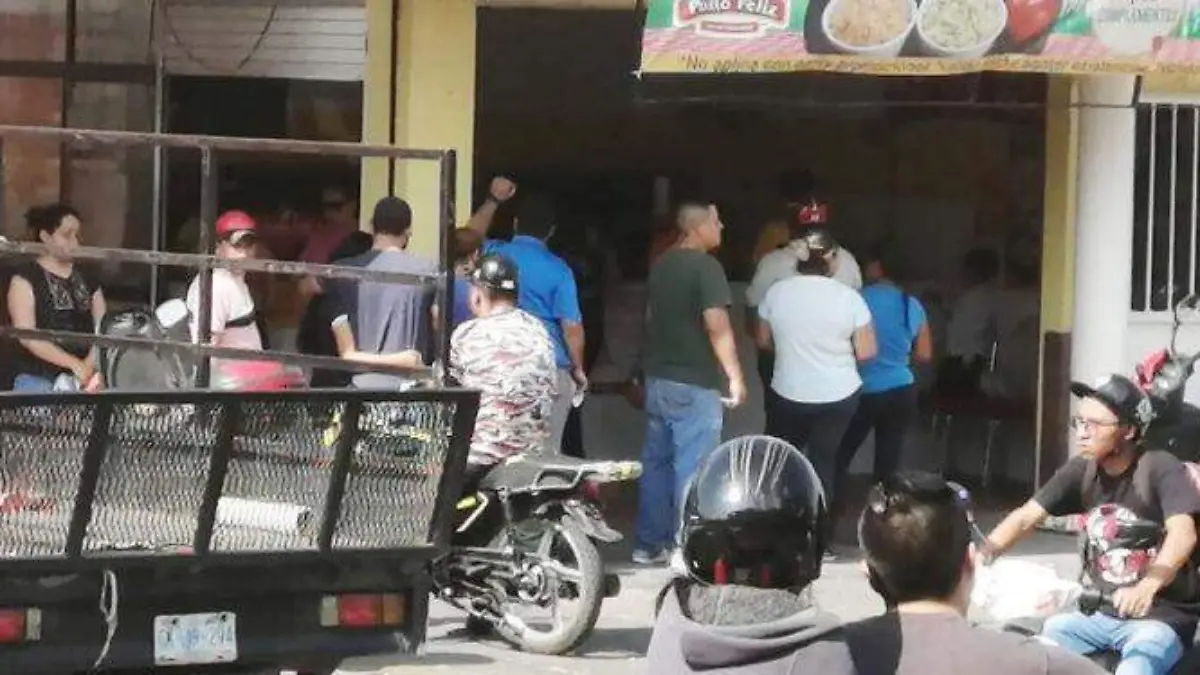PEDIRAN A BANCOS QUE NO GENEREN LARGAS FILAS AFUERA (1)