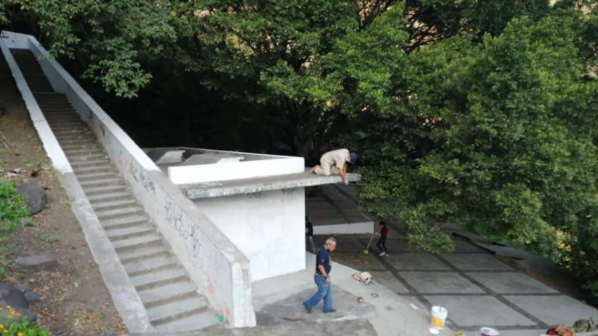 EMBELLECEN ALBERCA DE VALLE (2)