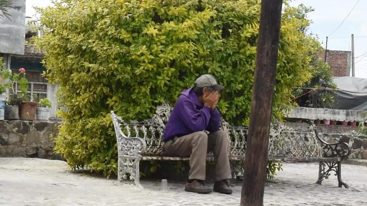 SORPRENDE FRENTE  FRIO A VALLENSES (1)
