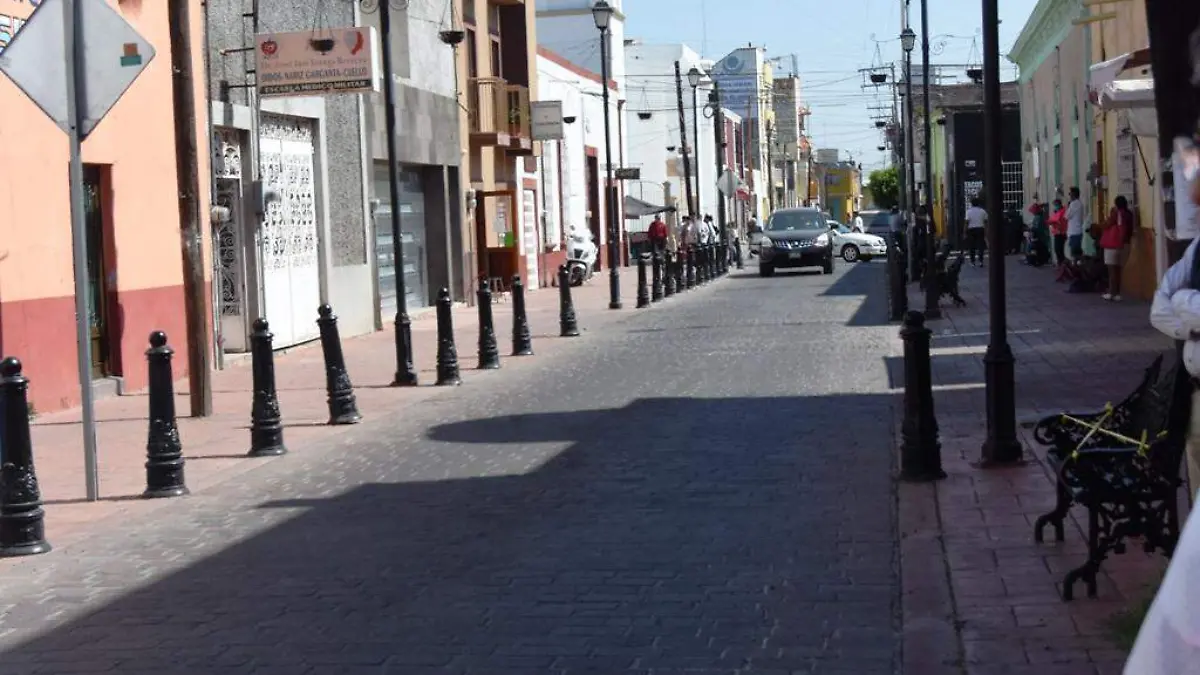 CERRARAN PRIMER CUADRO DE LA CIUDAD AL TRANSITO VEHICULAR (1)