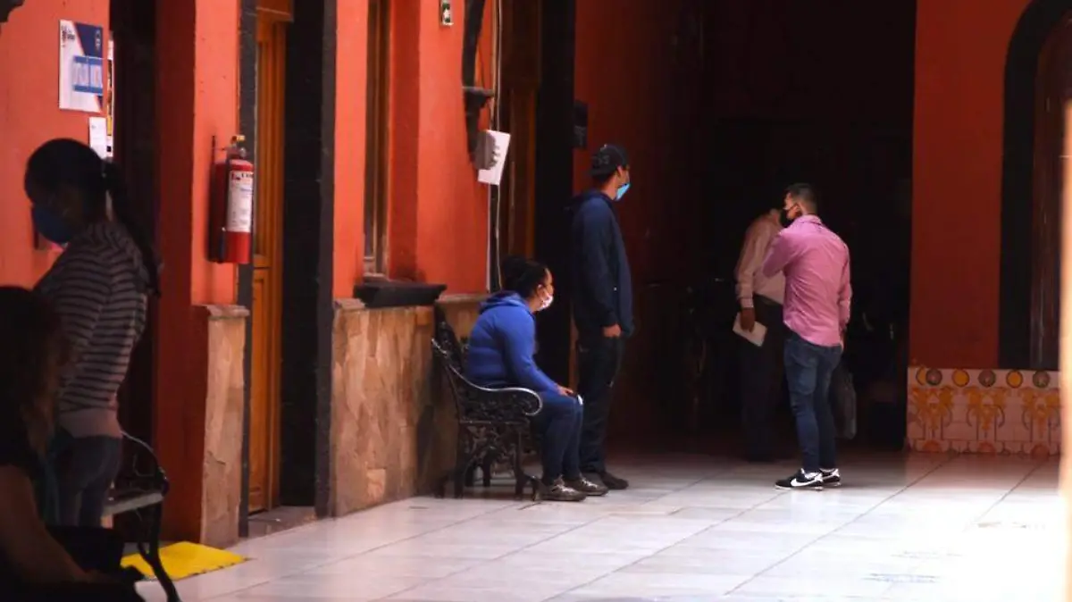 SE CONTAGIARON EN CUMPLIMIENTO DE SU LABOR (1)