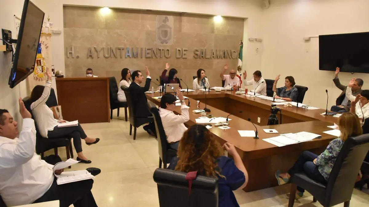 VAN  42 EMPLEADOS MUNICIPALE CONTAGIADOS POR COVID -19