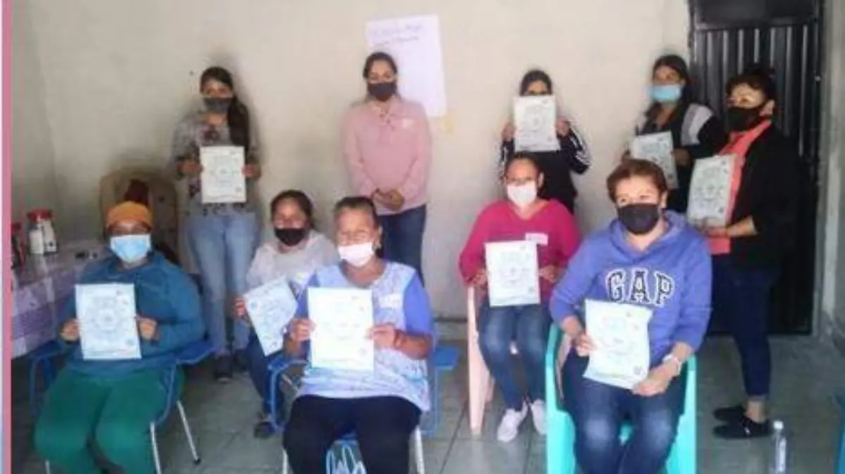 ENTREGA DE CONSTANCIA AL GRUPO DE RED MOVIL (1)