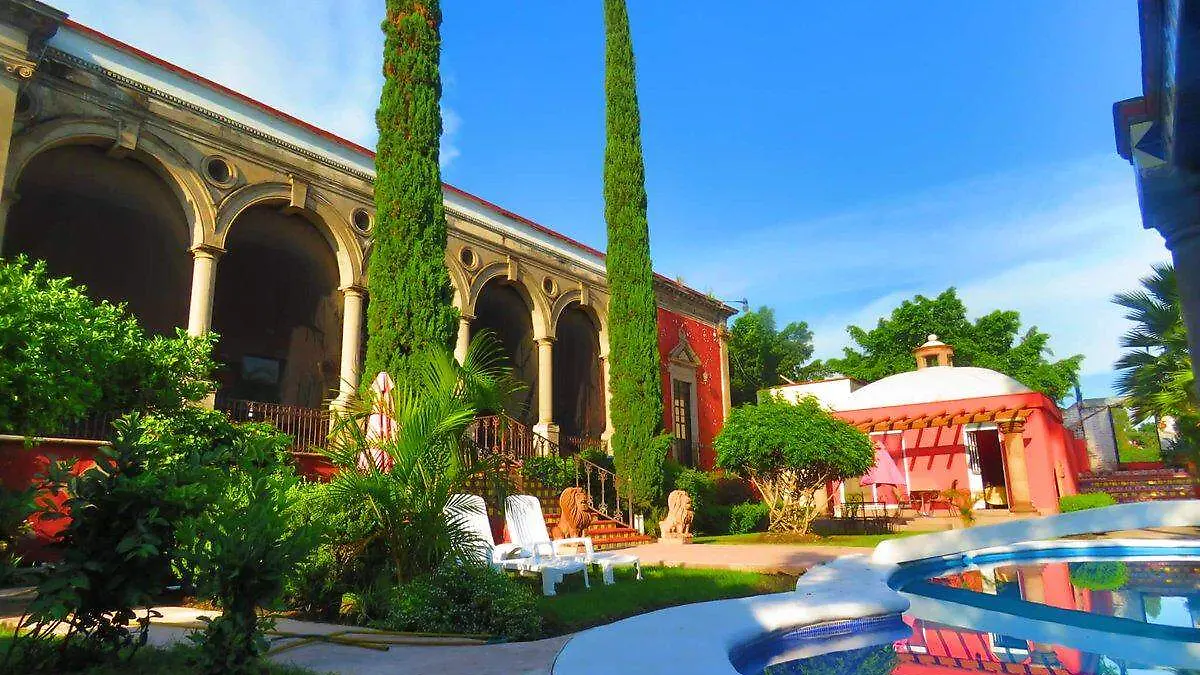 HACIENDA DE CAMARGO EN EL CERRITO 5