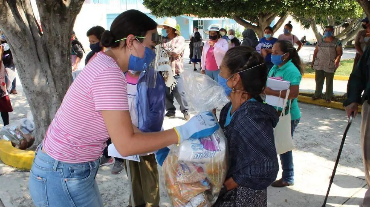 APOYAN A LAS FAMILIAS DE LA COL GERVACIO MENDOZA (1)