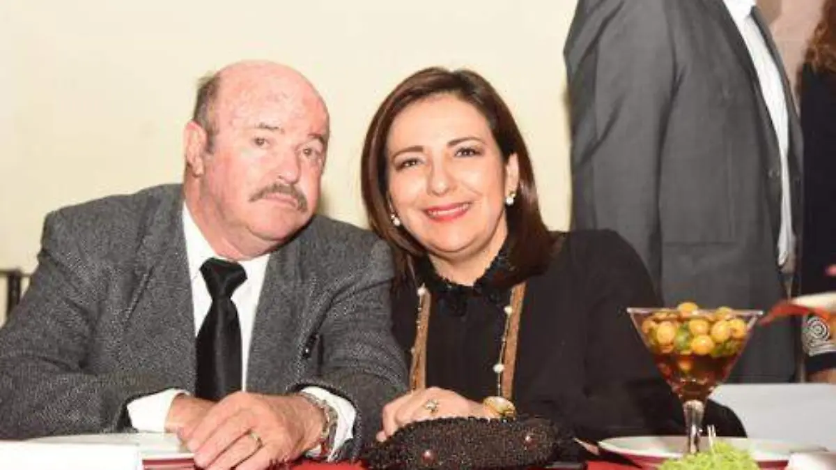 Festejan su posada (1)