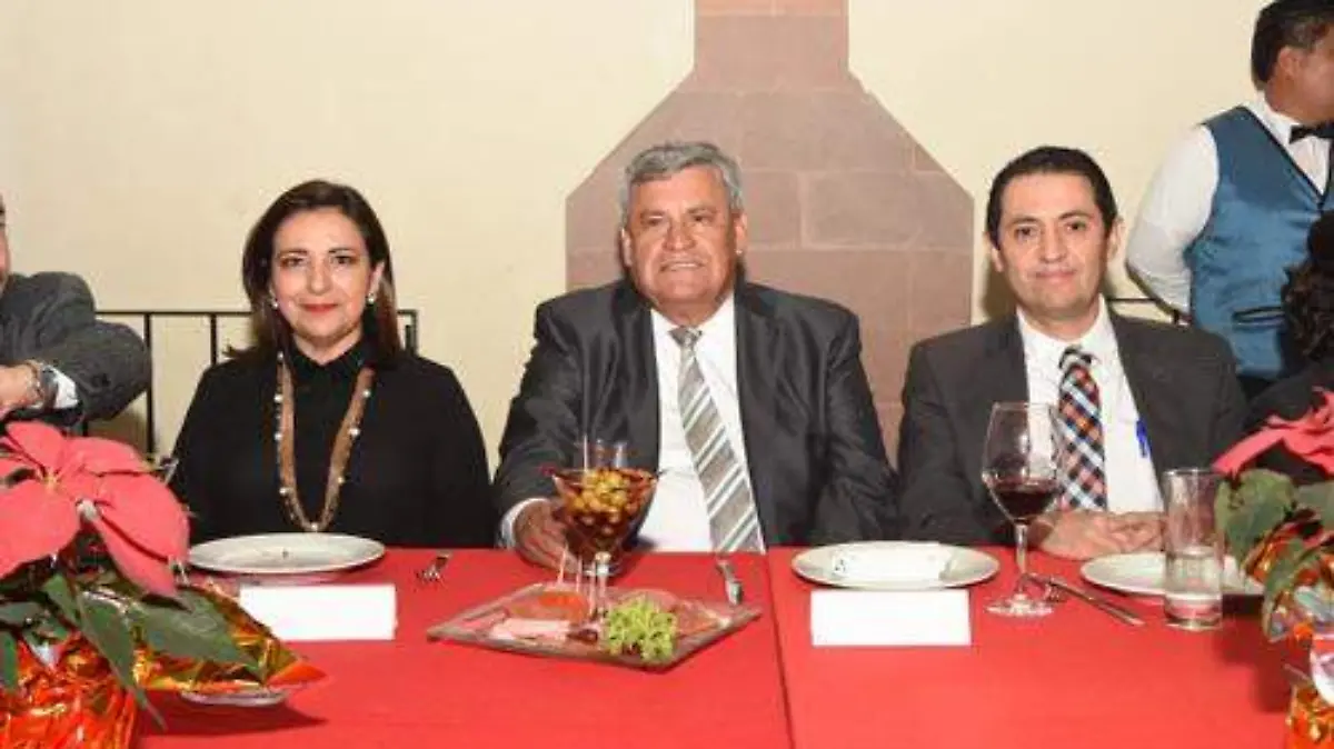 Festejan su posada (2)