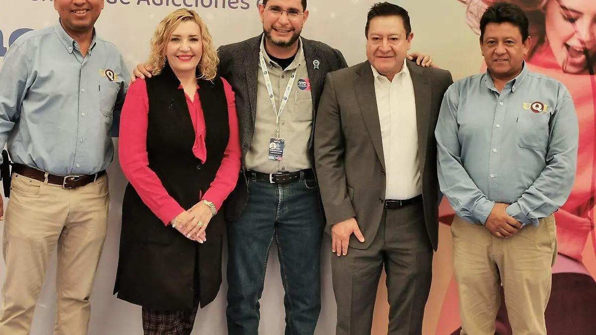 Vernica Orozco y Juan Jess Gutirrez