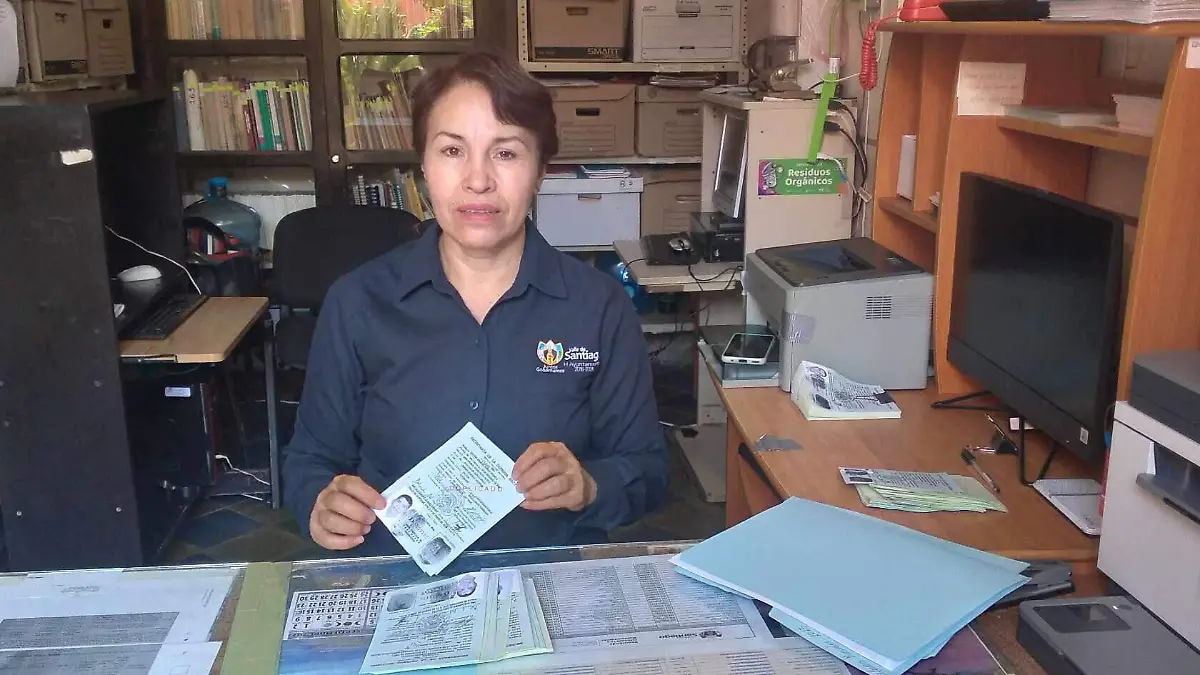 entrega de medias cartillas 1