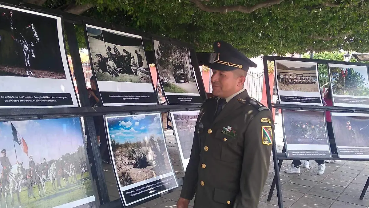 exposicin militar en Valle 1