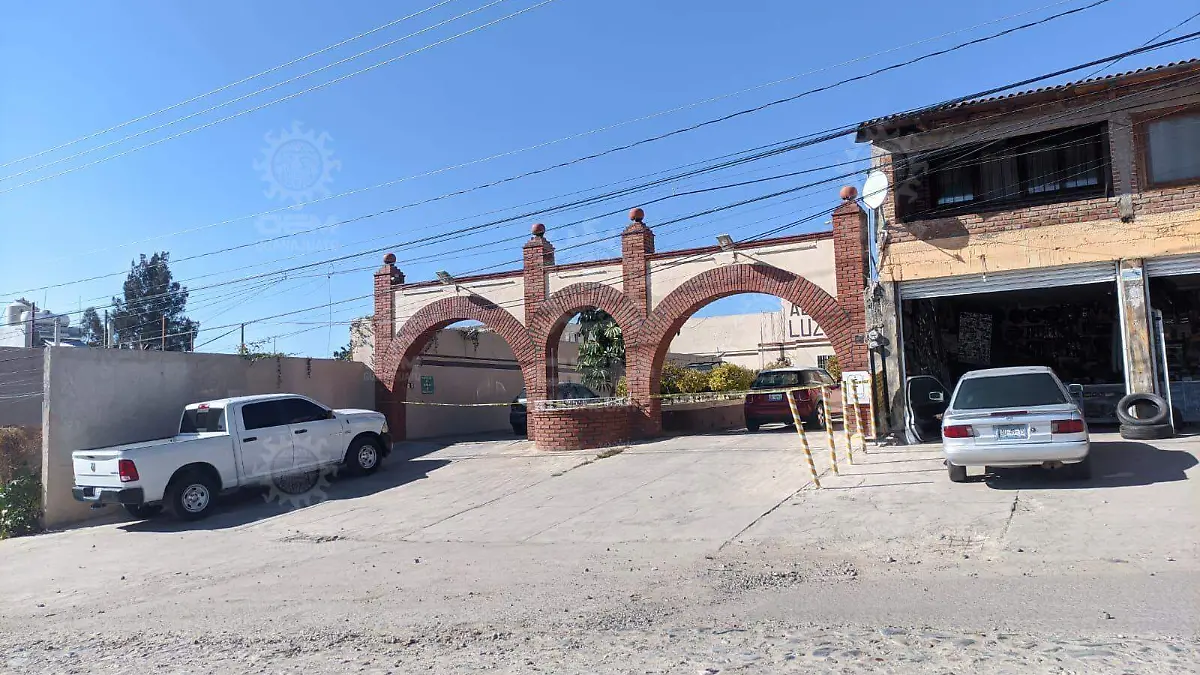 Apuñalan-a-hombre-al-interior-de-auto-hotel (2)