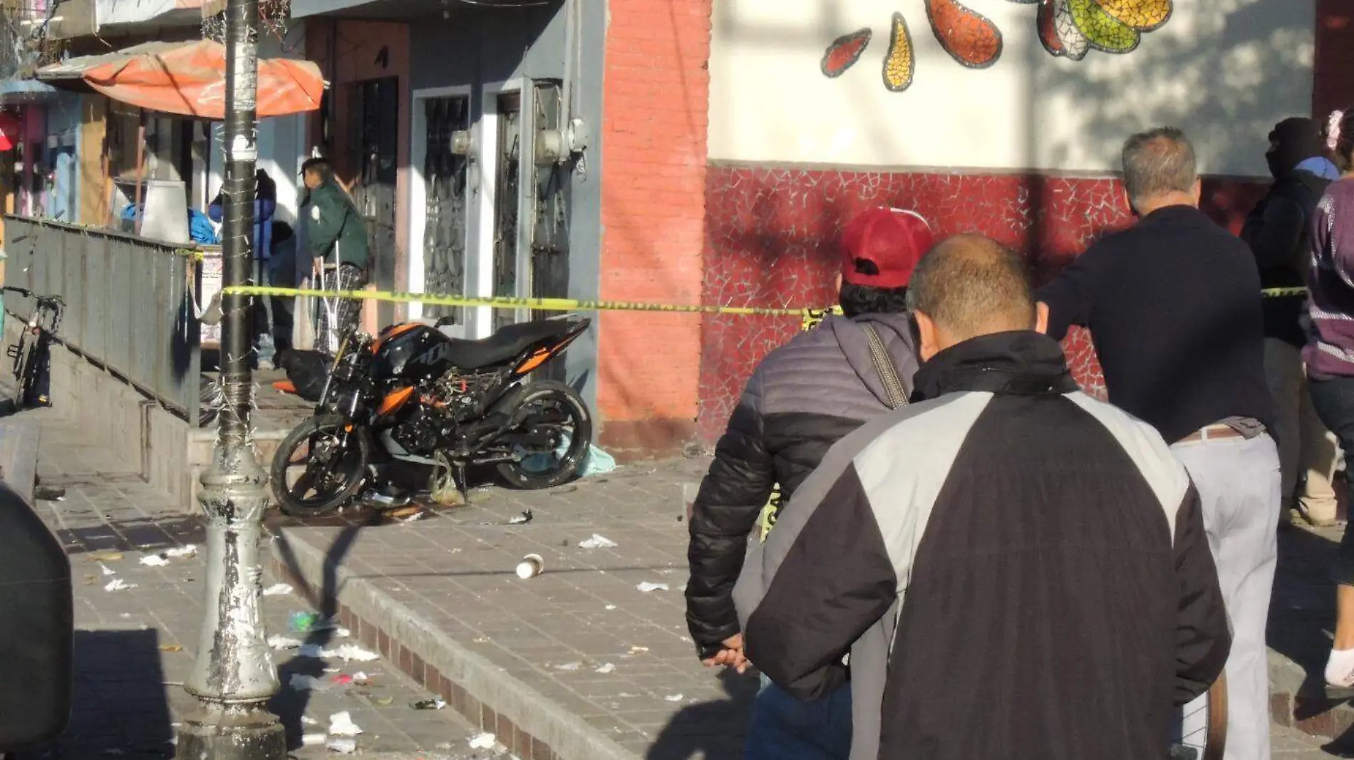 FAMILIARESMOTOCICLISTA-CarloCisneros-SolDeSalamanca