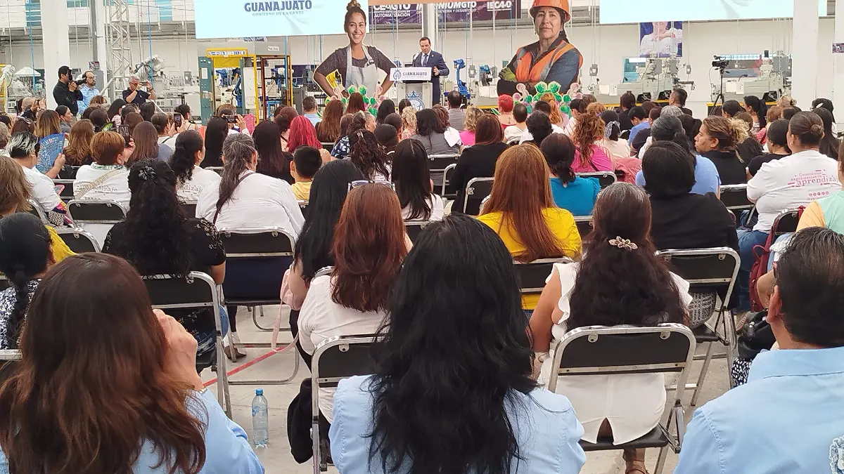 Reconocen a mujeres con talento en Guanajuato