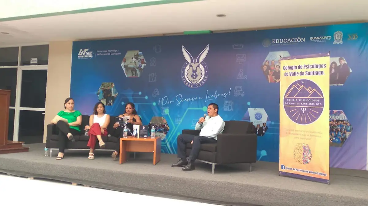 Presentan libro “Confesiones de un psiquiatra”