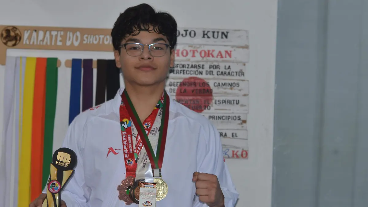 JOYASALMANTINAKARATEDO-MiguelManjarrez-SoldeSalamanca