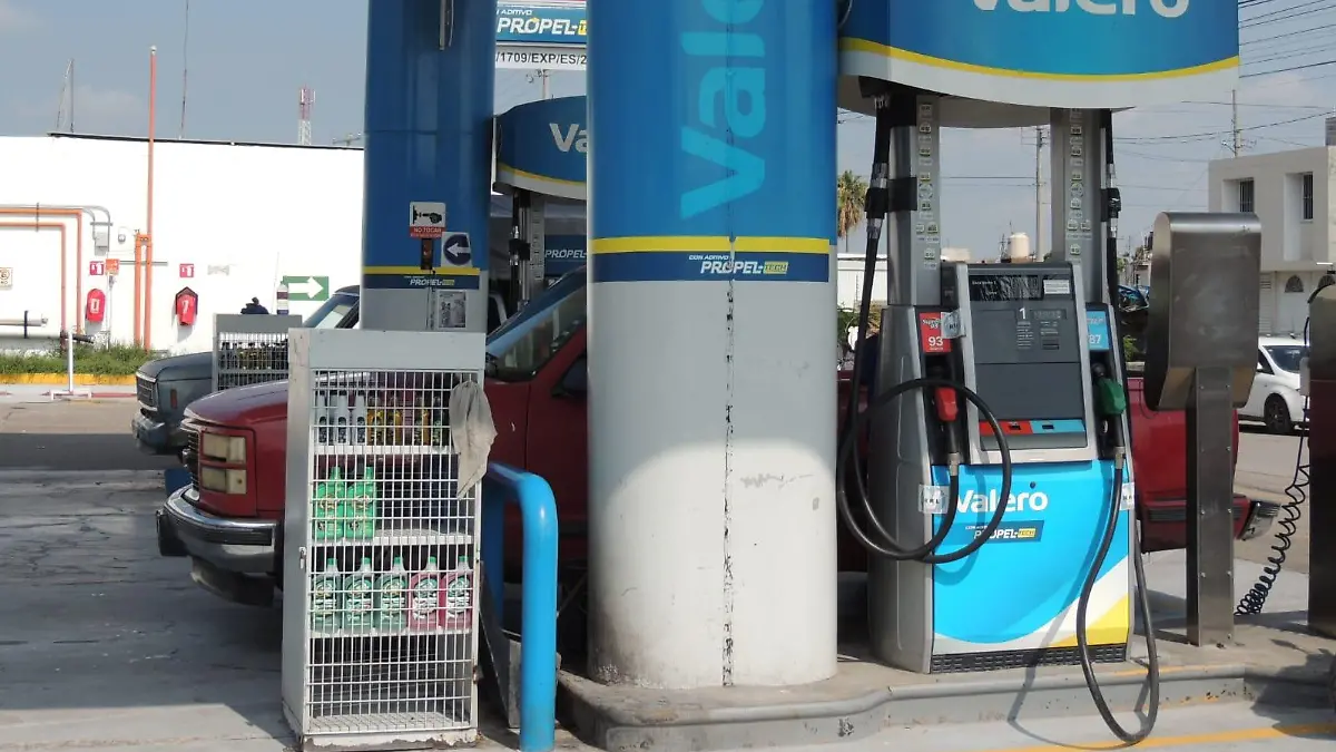 Mantiene-la-gasolina-su-precio-en-23-pesos-esta-semana-en-Salamanca  (1)