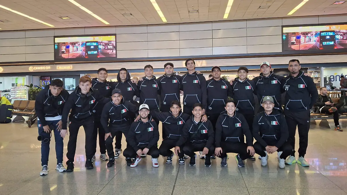 SELECCIONESMEXICANASARRIBAN-Cortesia-HockeyMexico