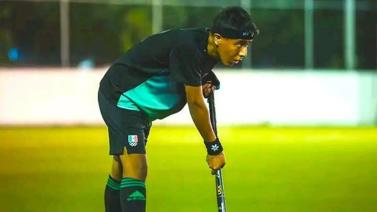 VICTORCASTILLOHOCKEY-Cortesia-@HalconesMillonarios