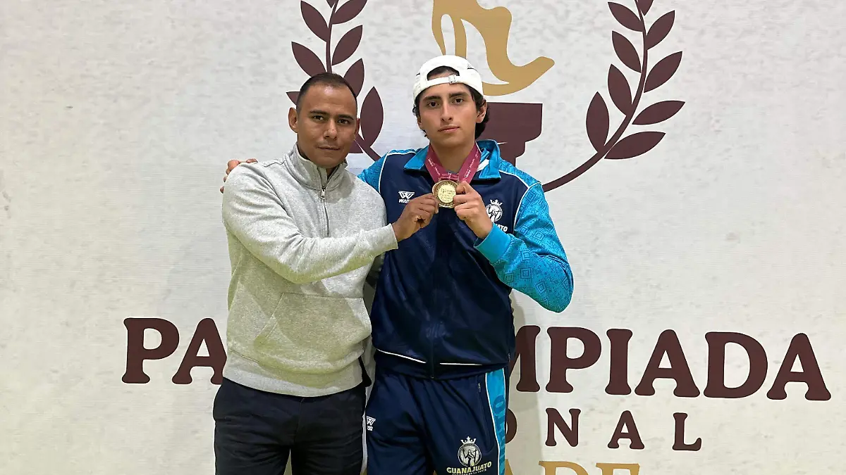 SALMANTINOBICAMPEON-Cortesia-IvánHerrera