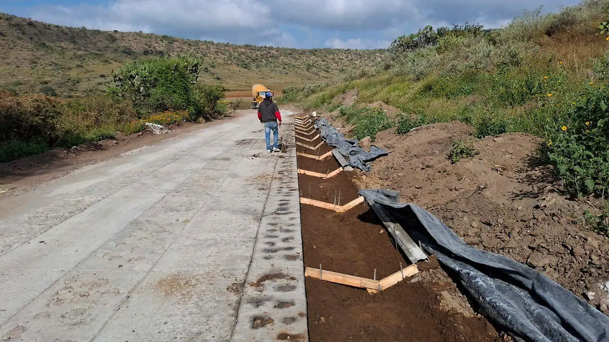 El camino de acceso a la Hoya 1