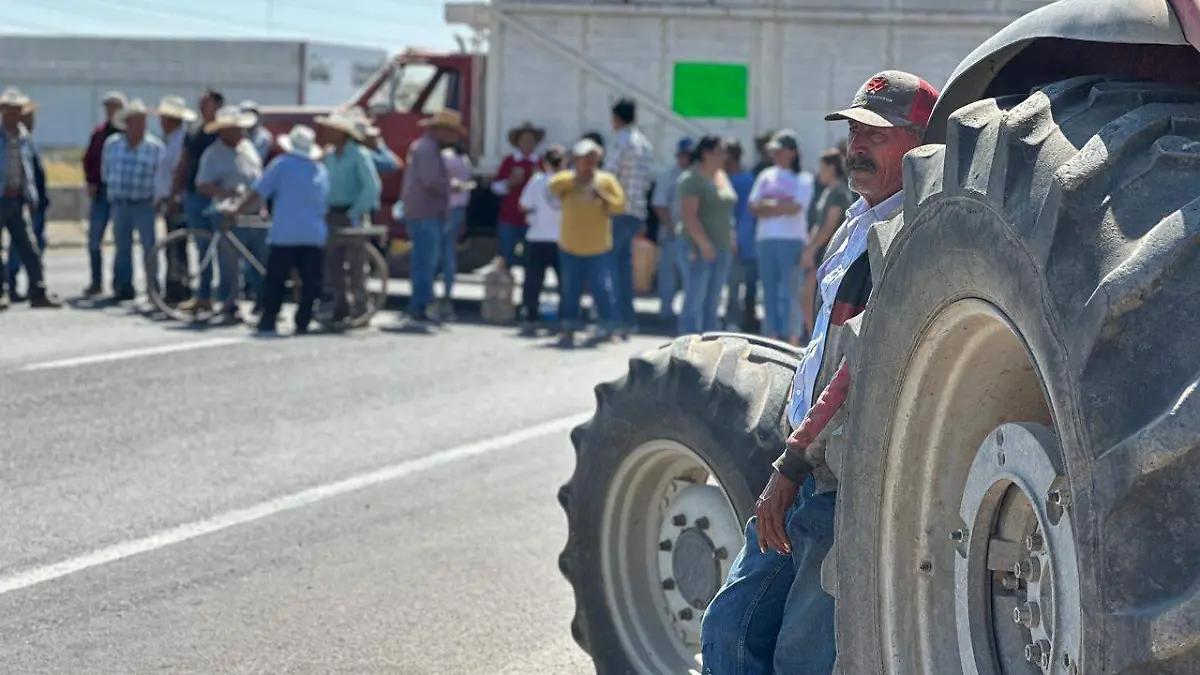 Continúan-los-bloqueos