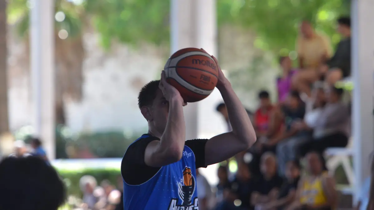 HURACANESSALAMANCAFINAL-MiguelManjarrez-SoldeSalamanca