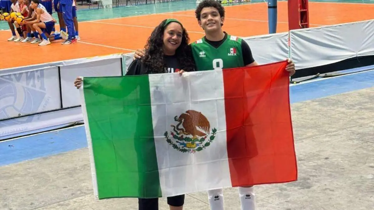 ORGULLOMEXICANOSALMANTINO-Cortesia-ChaviraJr