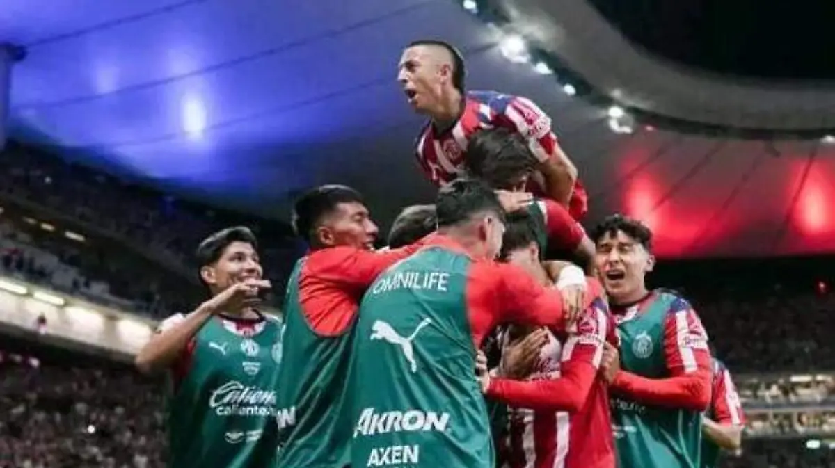 ROBERTOALVARADOCHIVAS-Cortesia-Chivas