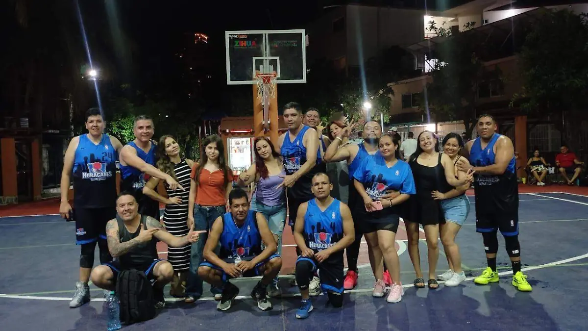 HURACANESSALAMANCASUBCAMPEON-Cortesía-HuracanesSalamanca