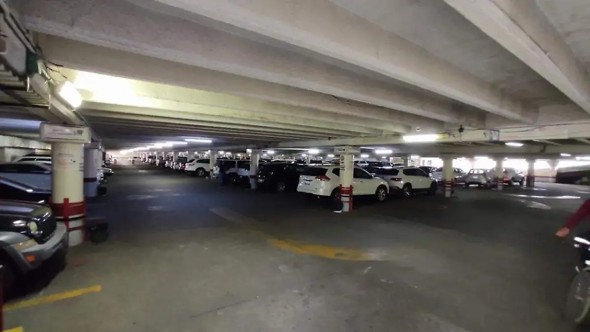 Estacionamientos  (1)