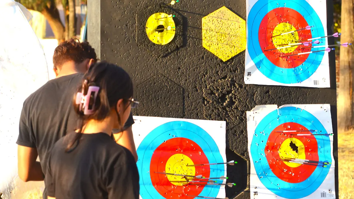 ARQUEROSSALMANTINOSON-MiguelManjarrez-SoldeSalamanca