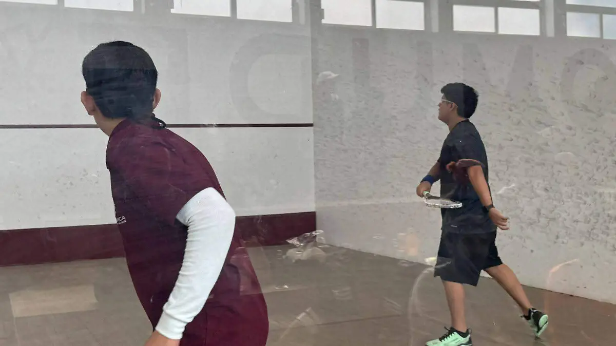 SQUASHSELECTIVO-CORTESIA-@CODE