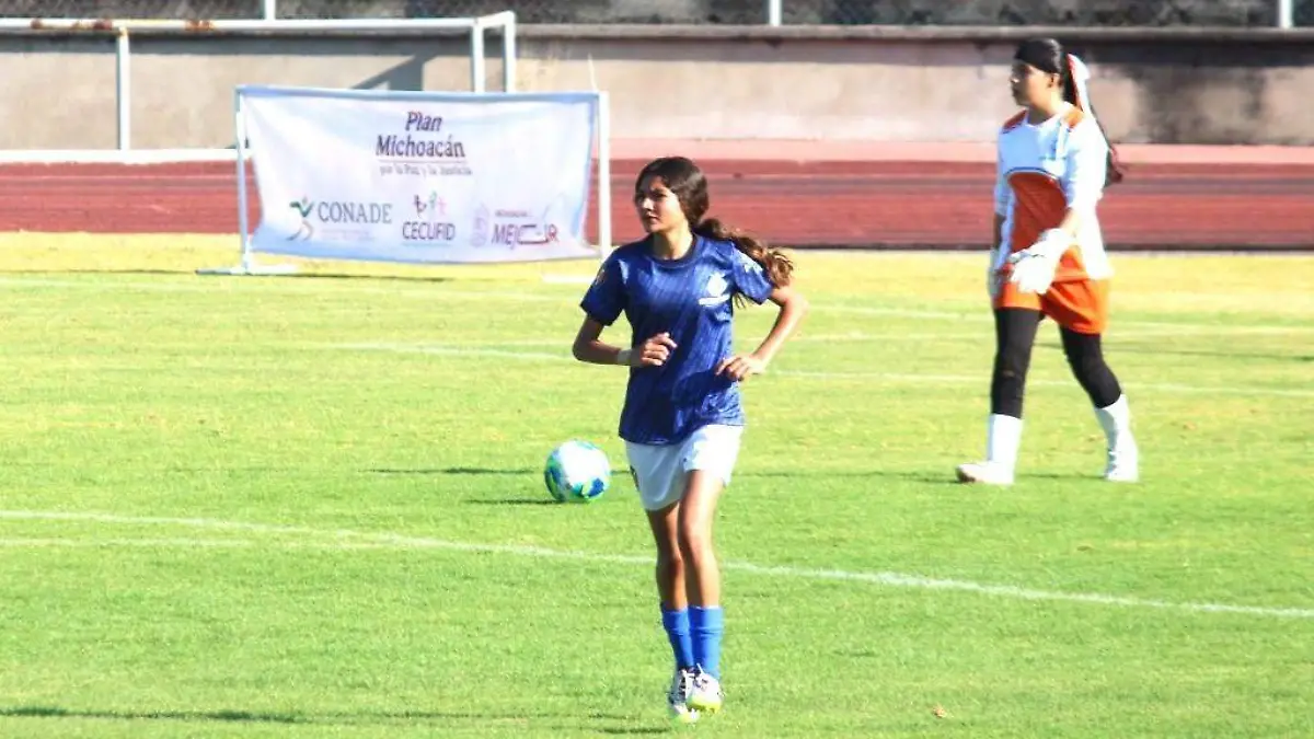 SELECTIVOFUTBOLBARBARA2-Cortesia-RobertoRodriguez