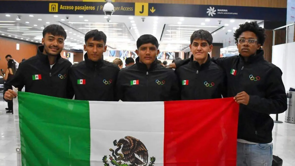 HOCKEYSOBREPASTOVARONIL1-Cortesia-@Asiseviveeldeporte