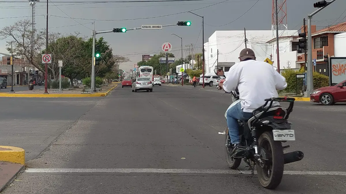 Motociclistas-circulan-sin-registro