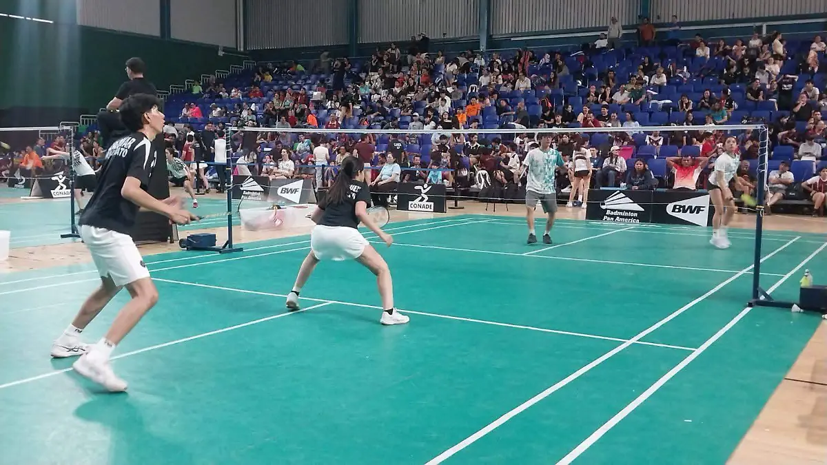 SALMANTINOSBADMINTON1-Cortesia-@AsociacionGuanajuatensedeBadminton