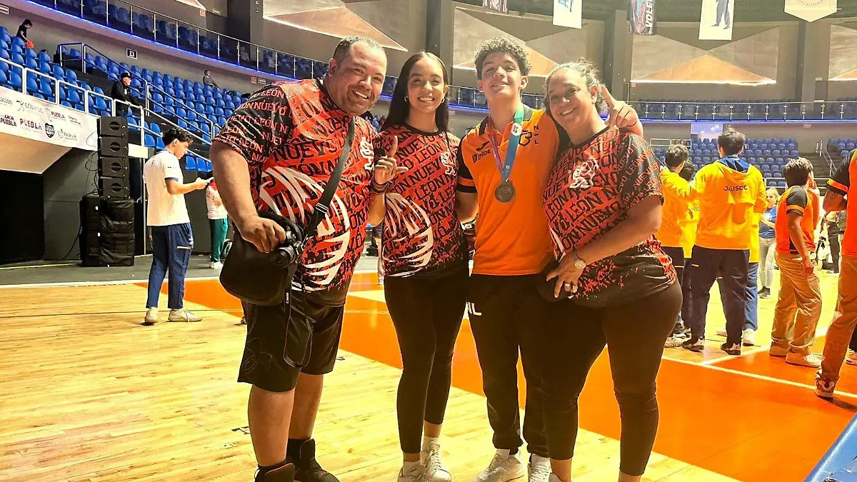 PABLOCHAVIRAVOLEIBOL1-Cortesia-IsraelChavira