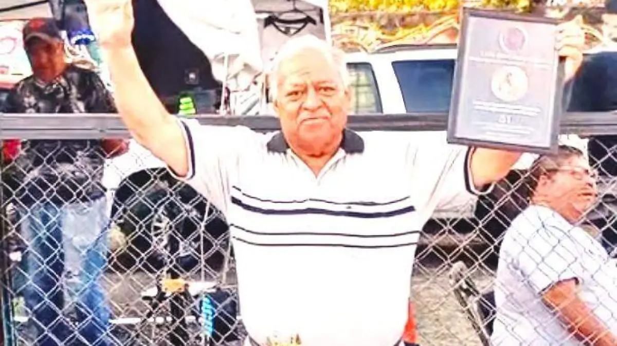 ARTUROSALAMANCALUCHADOR1-MiguelManjarrez-SoldeSalamanca