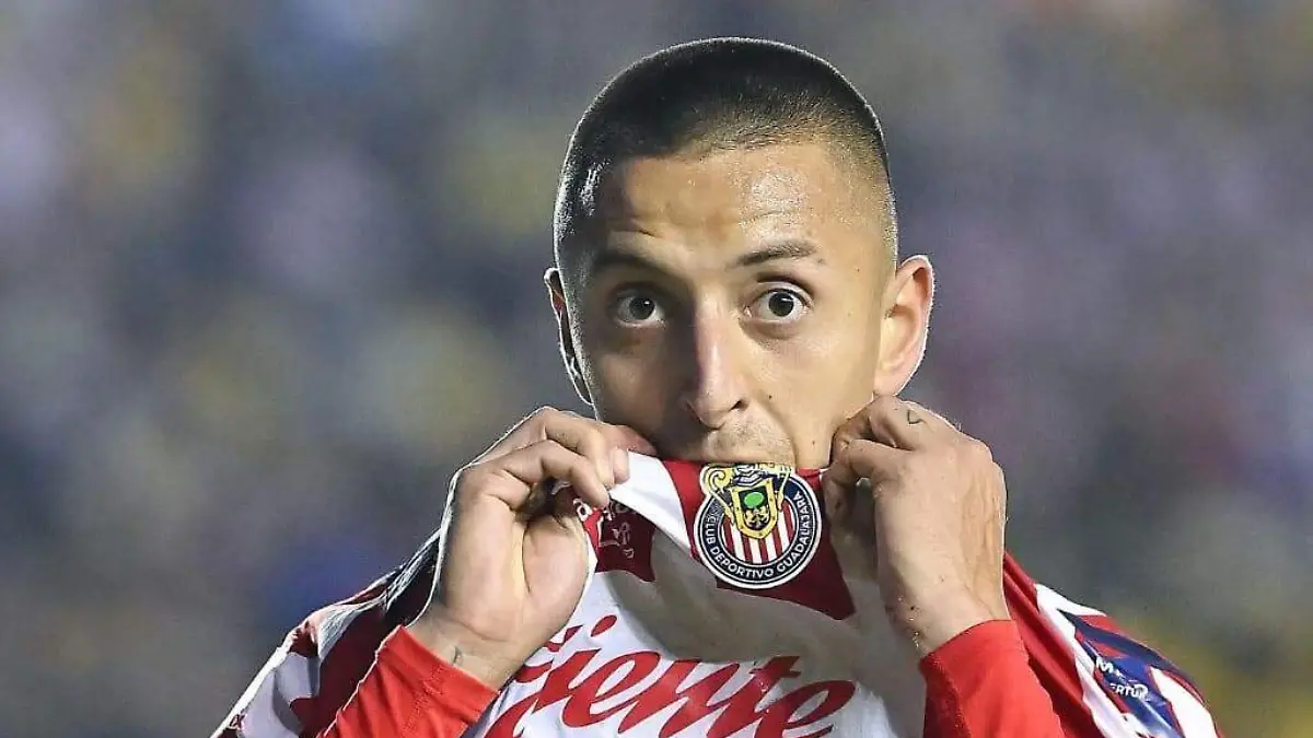 ROBERTOALVARADO1-Cortesia-@Chivas