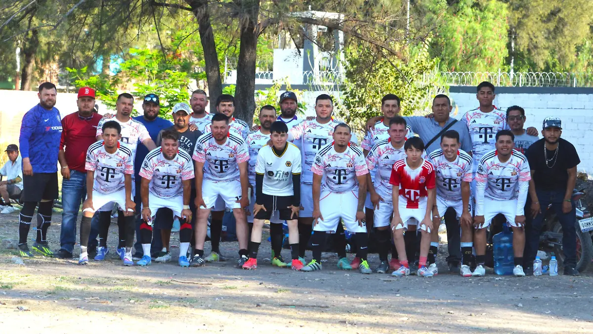 LACAPILLAFUTBOL1-MiguelManjarrez-SoldeSalamanca