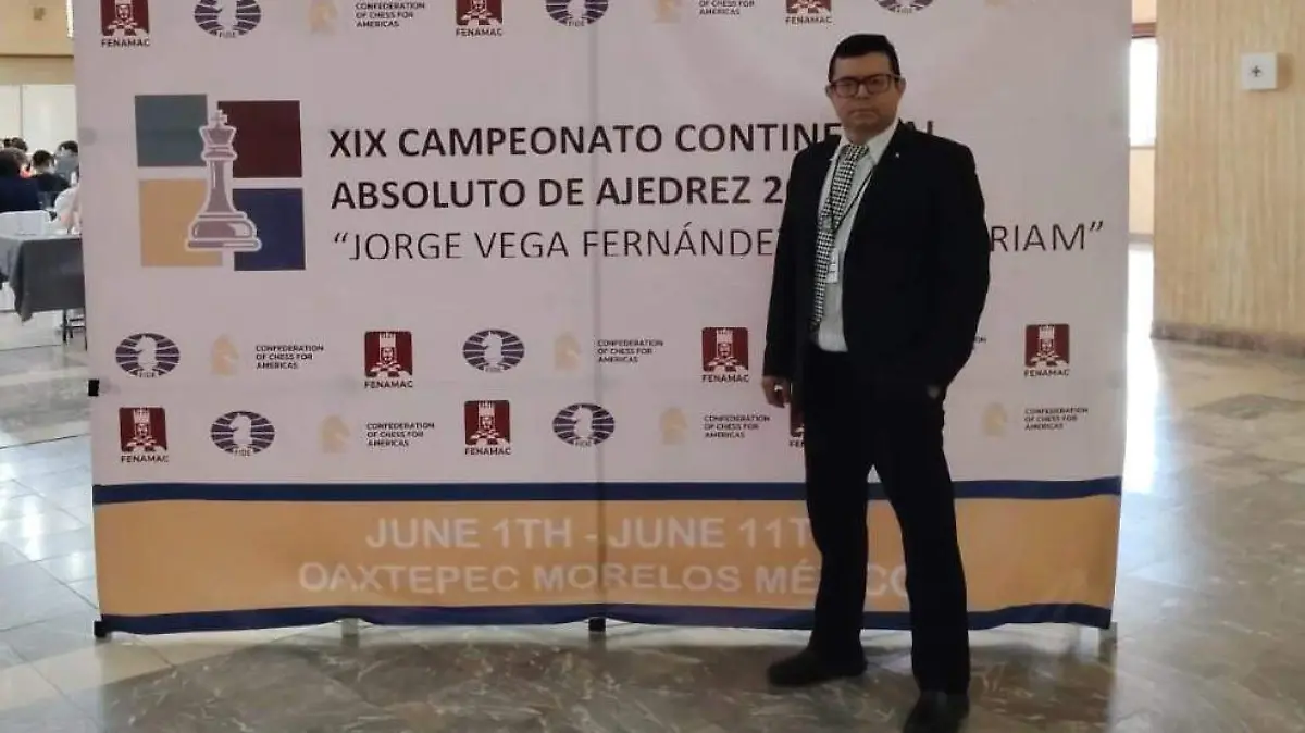 HUGOAJEDREZARBITRO1-Cortesia-HugoArroyo