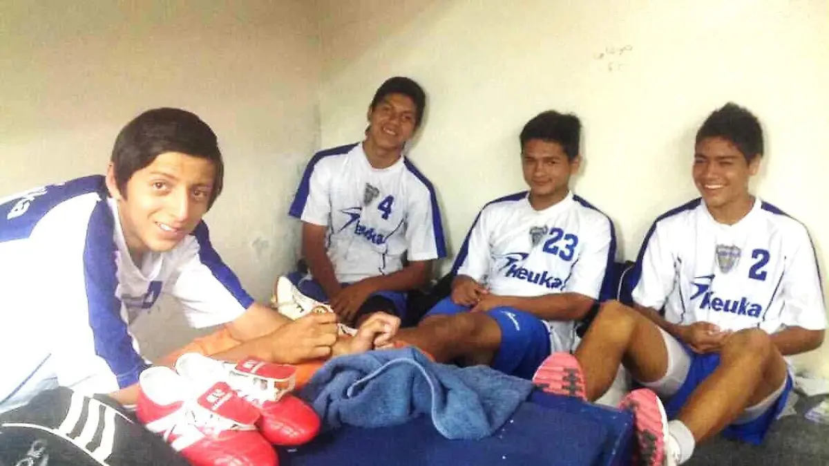 ROBERTOALVARADOTRAYECTORIA1-Cortesia-@ChavitaEstrella
