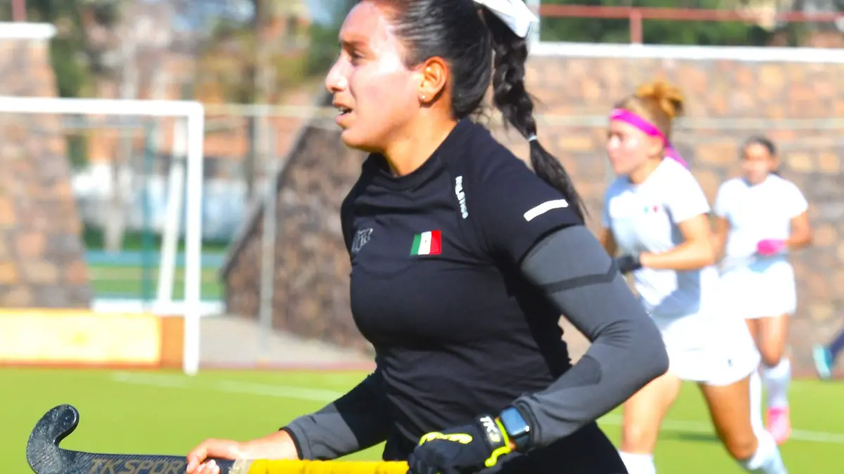 NAOMICARDIELHOCKEY1-MiguelManjarrez-SoldeSalamanca