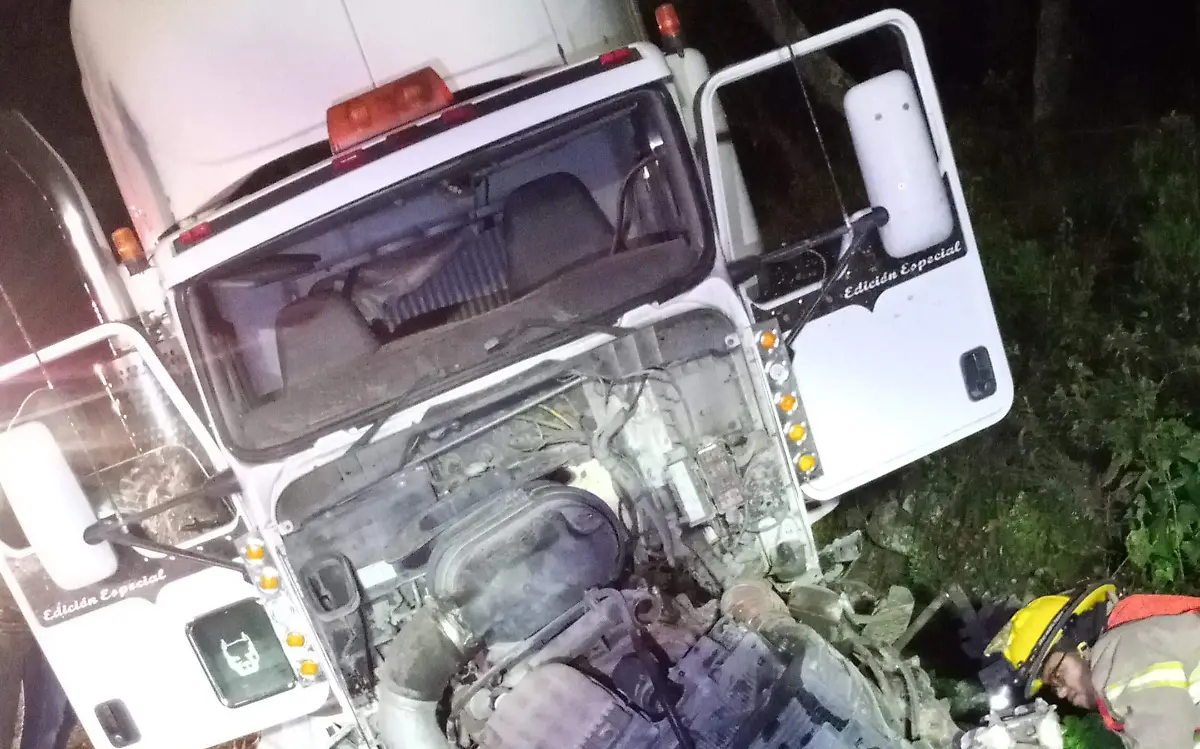 SJR POLI QUEDO DESTROZADO