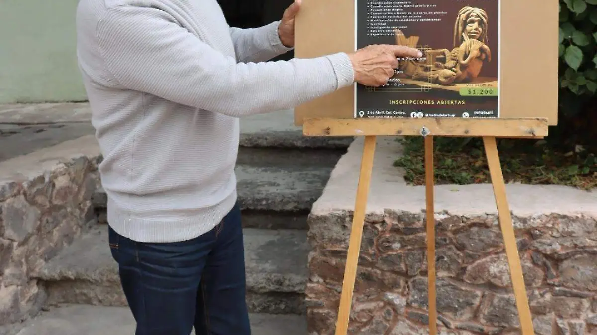 SJR Uno de los talleres que se ofertan en la calle 2 de abril