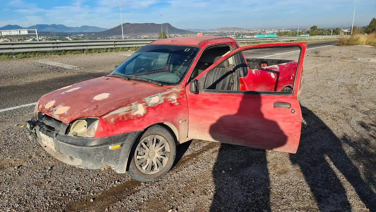 SJR POLI  FUE SACADA DE LA CARRETERA