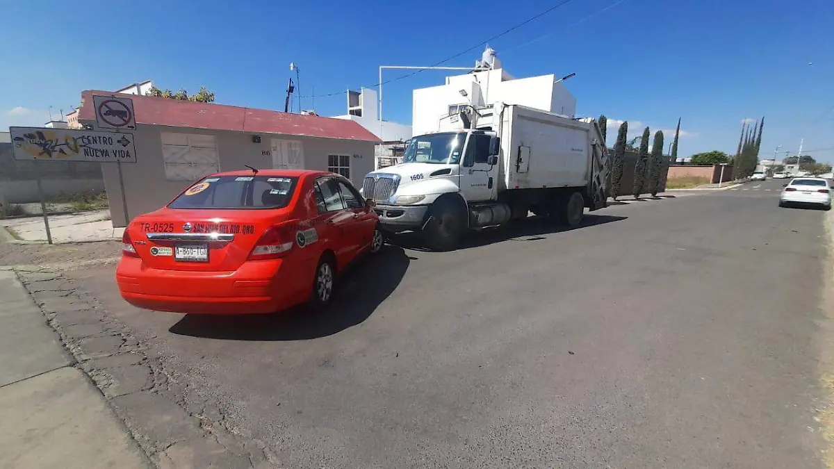 SJR POLI QUEDARON DETENIDOS